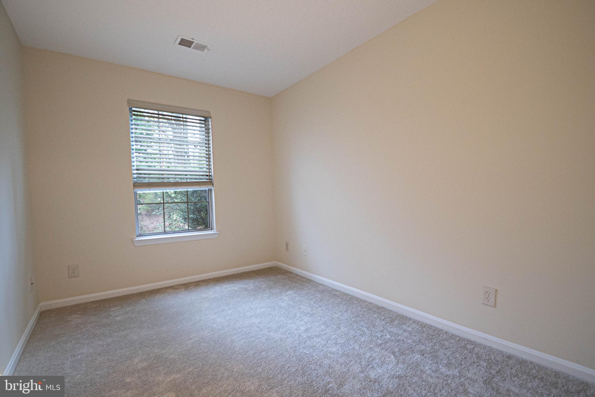 12009 Golf Ridge Ct #101