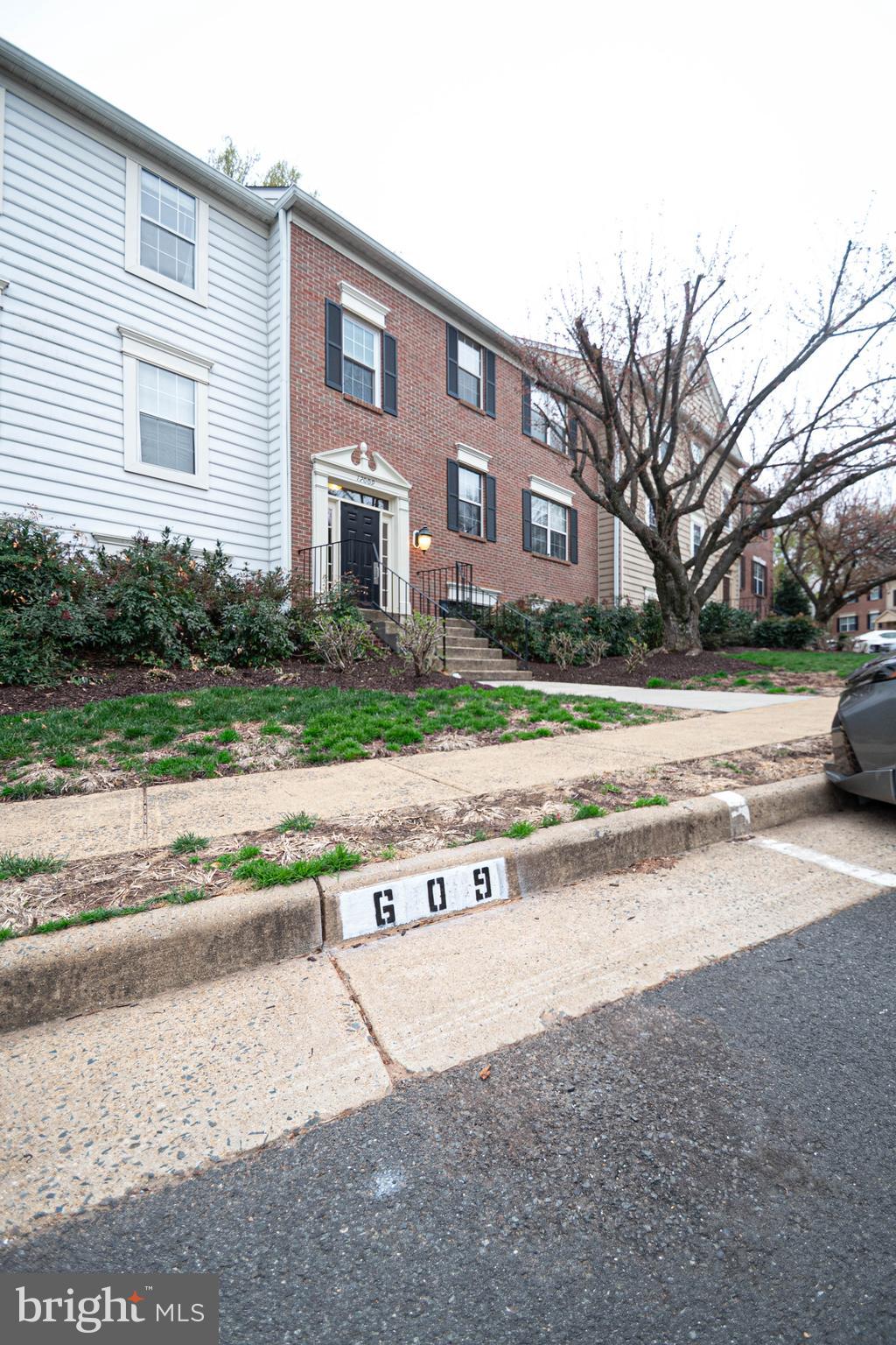 12009 Golf Ridge Ct #101