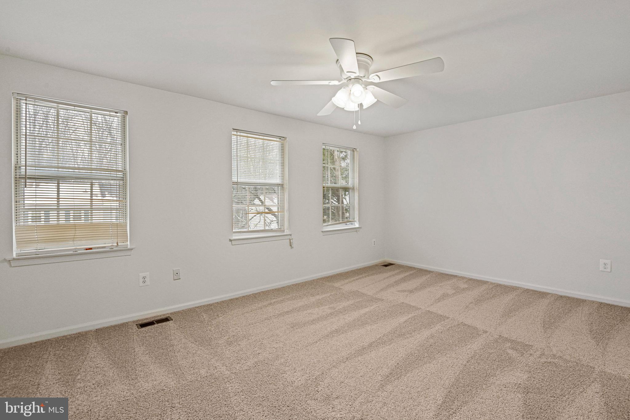 5757 WALNUT WOOD LN