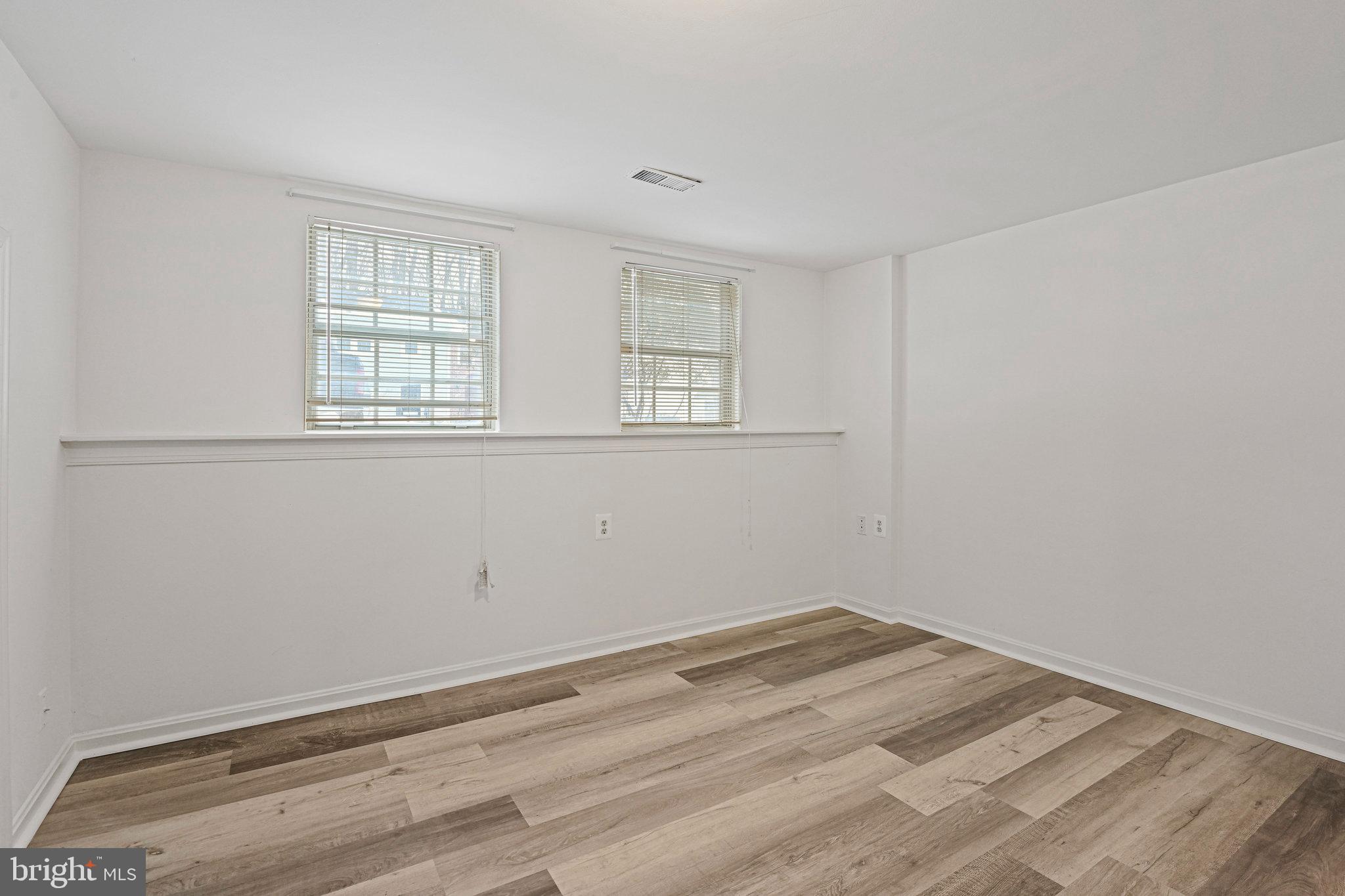5757 WALNUT WOOD LN