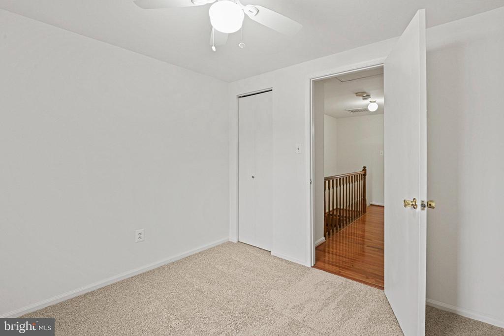 5757 WALNUT WOOD LN