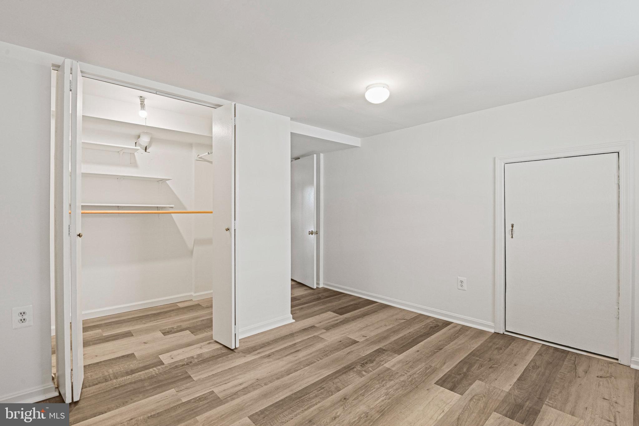 5757 WALNUT WOOD LN