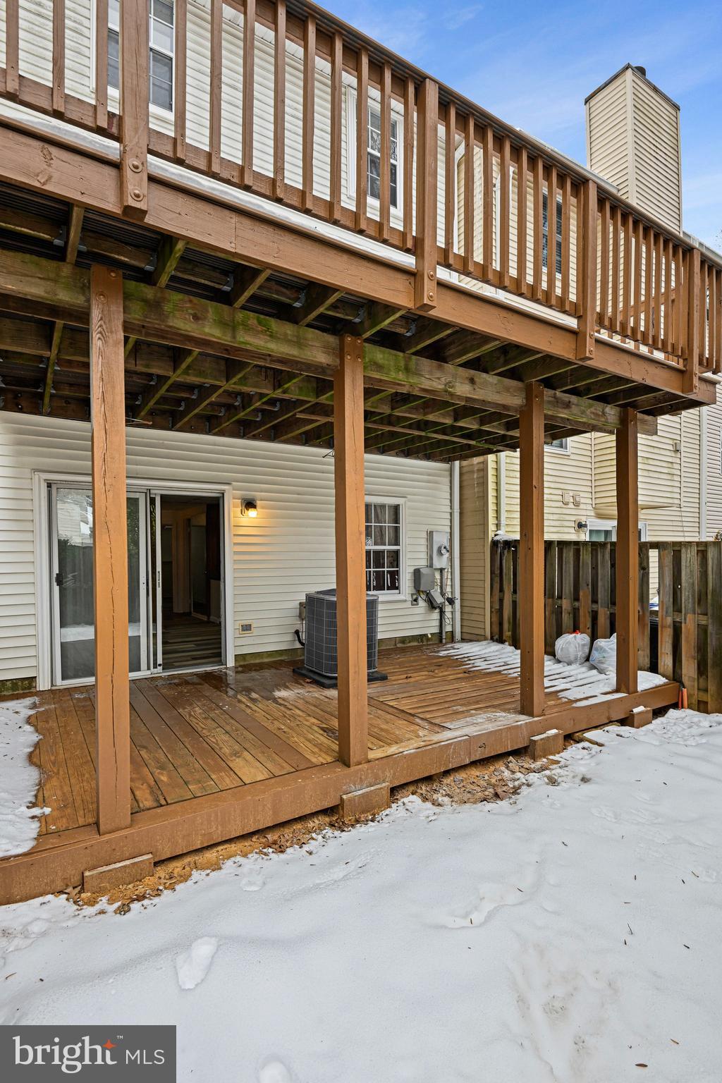 5757 WALNUT WOOD LN
