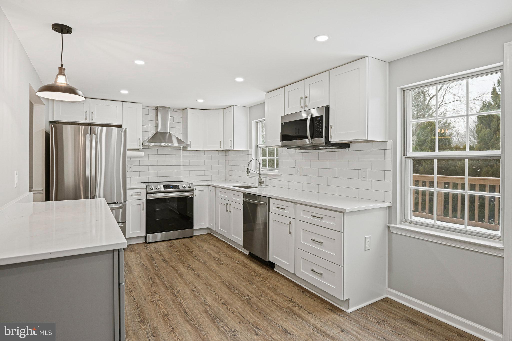 5757 WALNUT WOOD LN