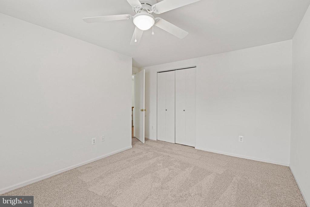 5757 WALNUT WOOD LN