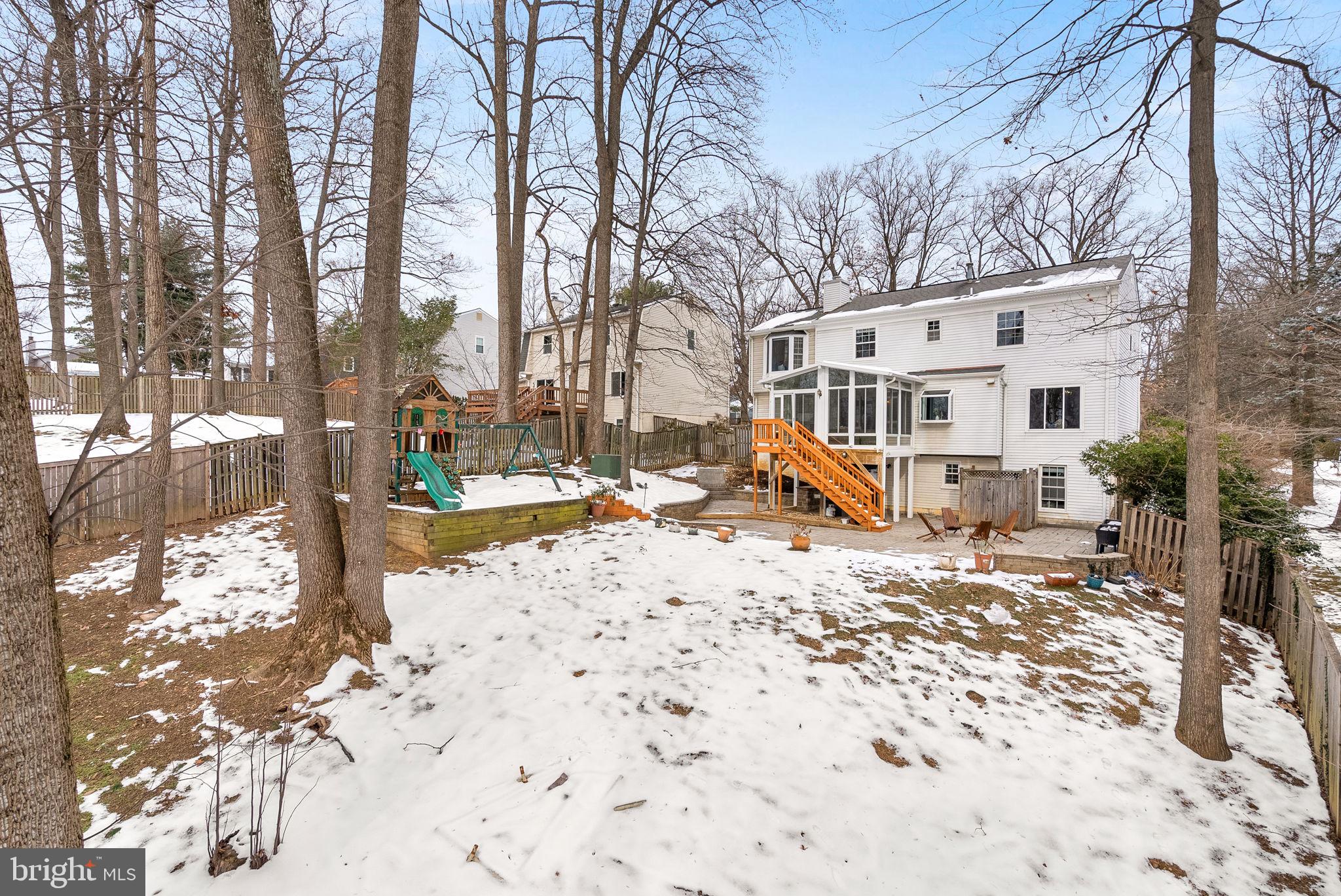 7605 Virginia Ln