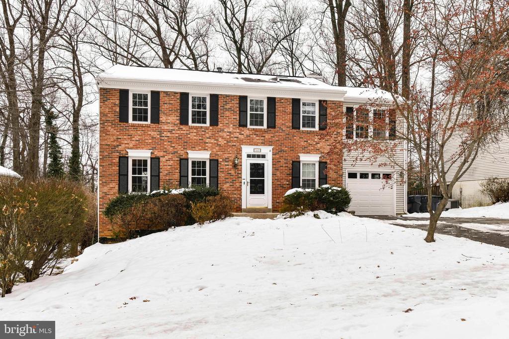 7605 Virginia Ln