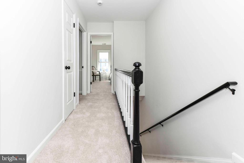 9628 Sutton Green Ct