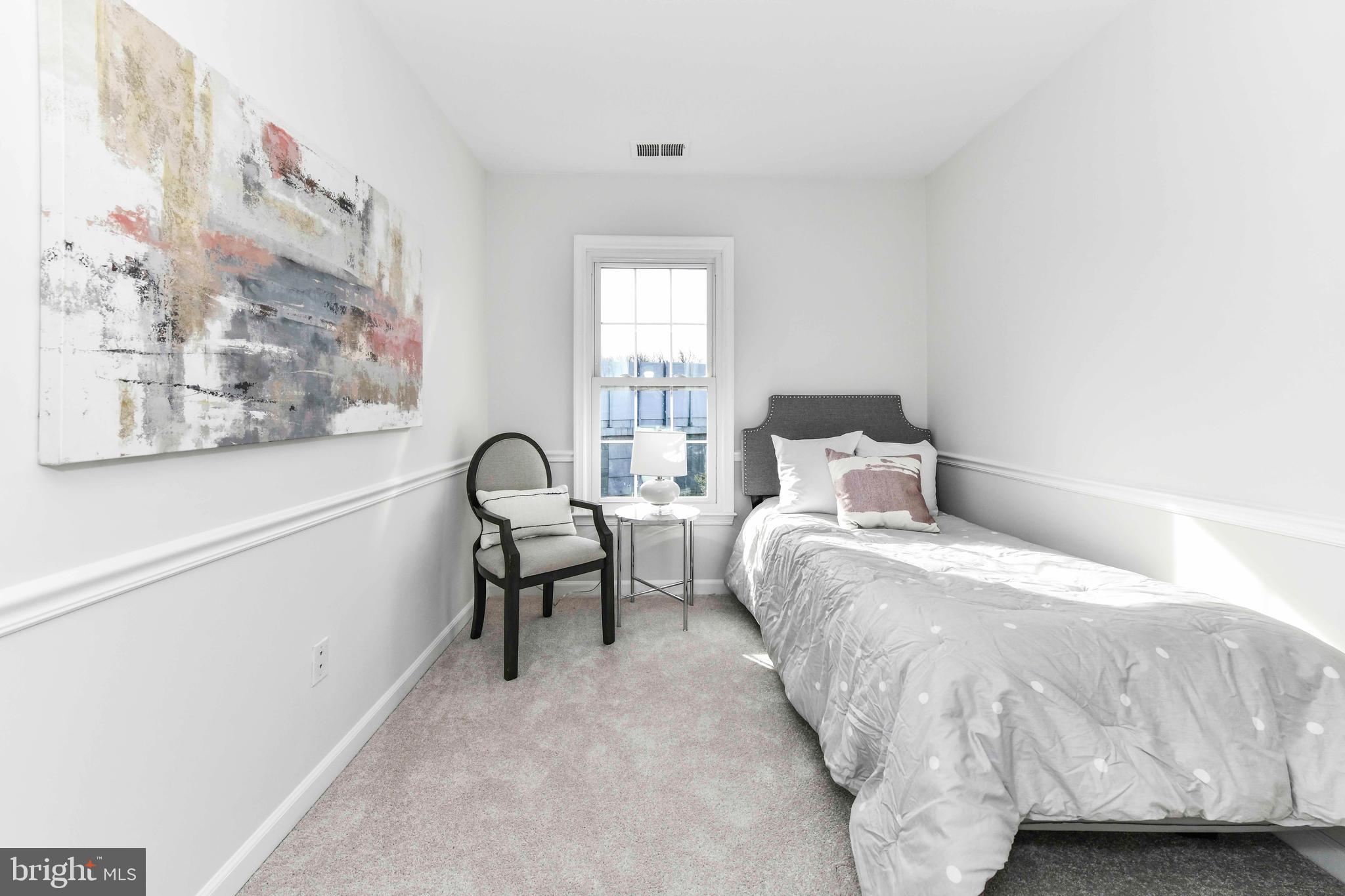 9628 Sutton Green Ct