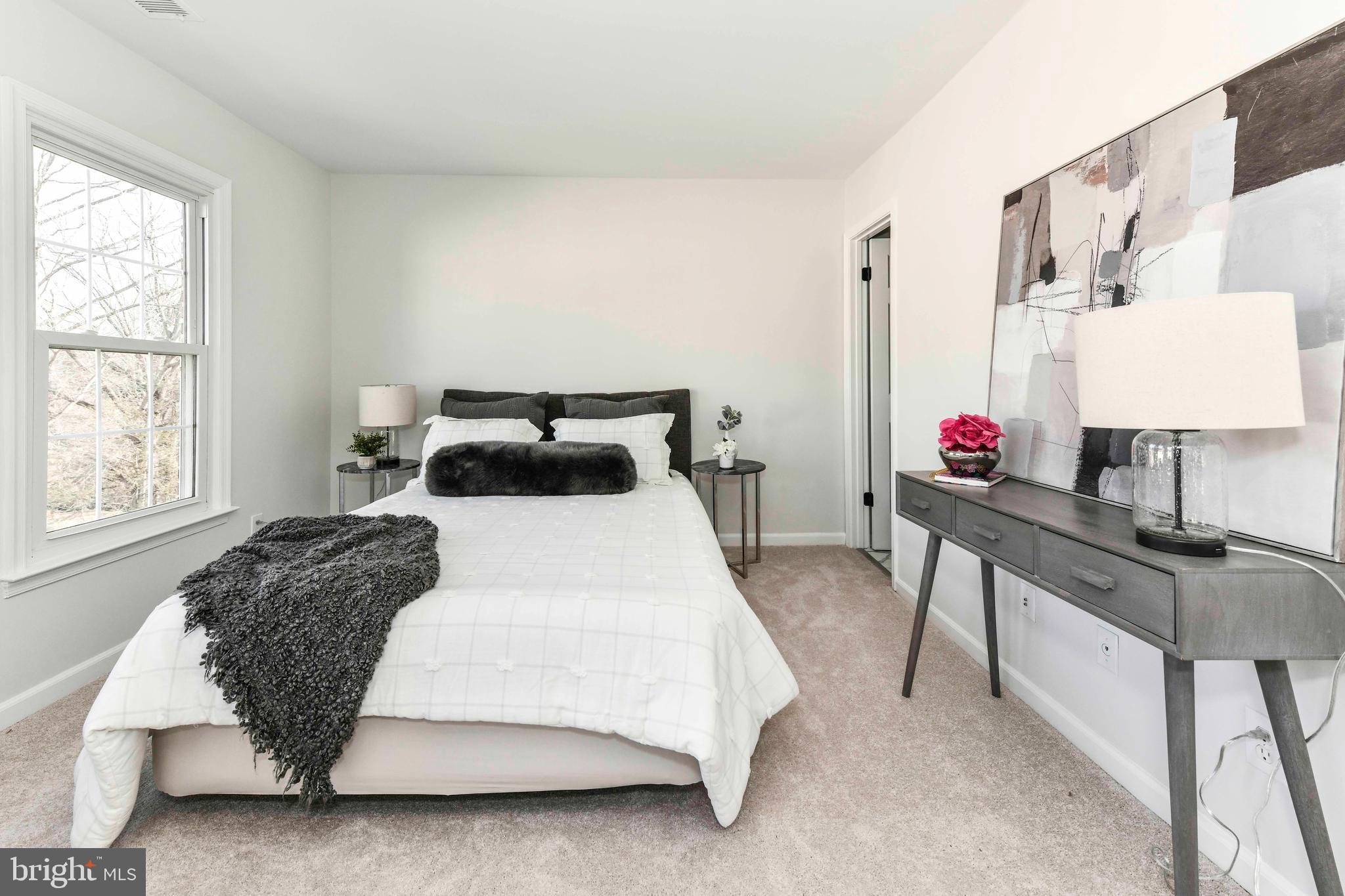 9628 Sutton Green Ct