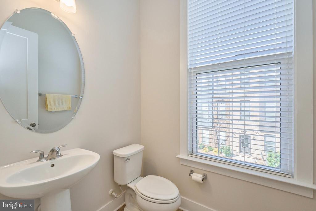 2315 LIBERTY LOOP