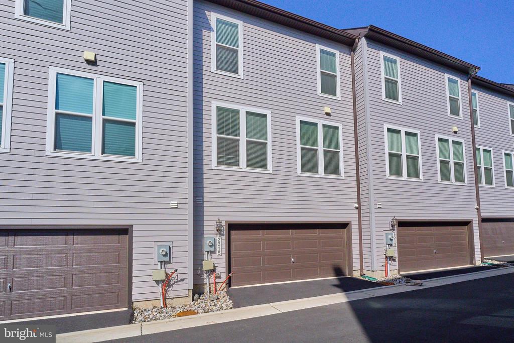 2315 LIBERTY LOOP