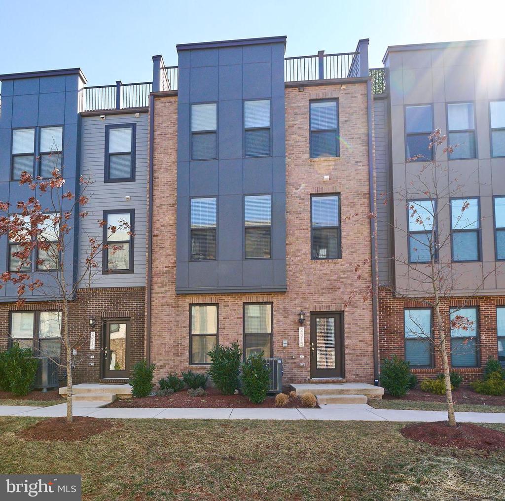 2315 LIBERTY LOOP