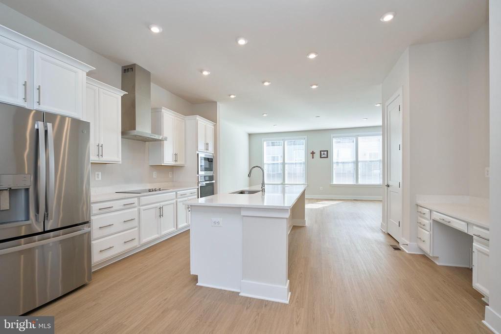 2315 LIBERTY LOOP