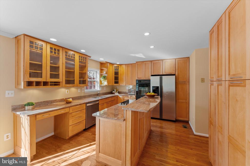 13146 Ashnut Ln