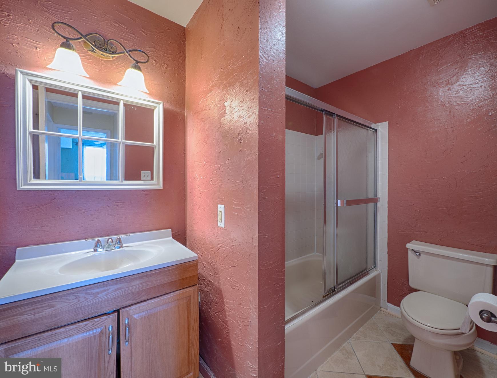 6929-B Mary Caroline Cir