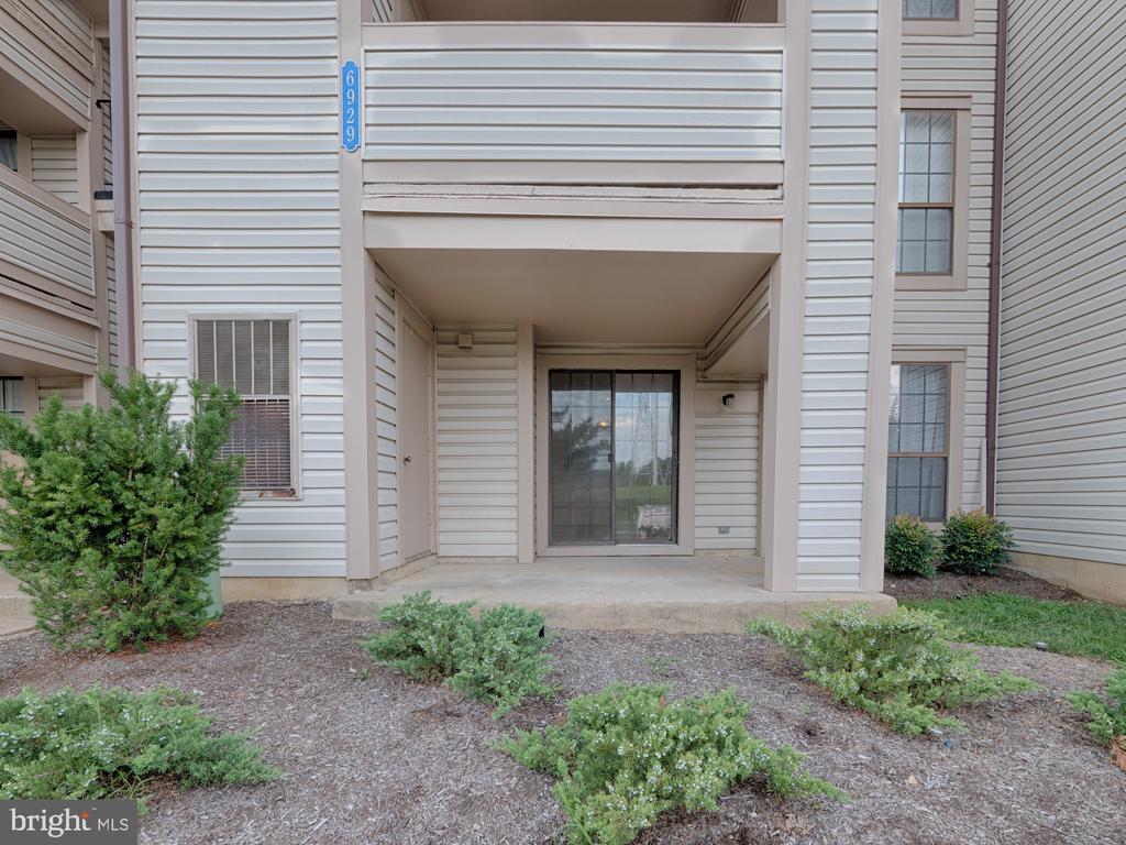 6929-B Mary Caroline Cir