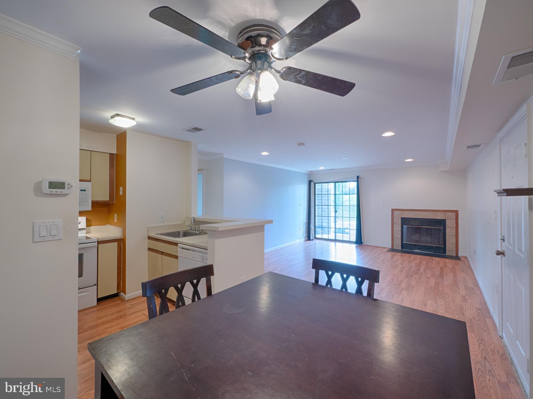 6929-B Mary Caroline Cir