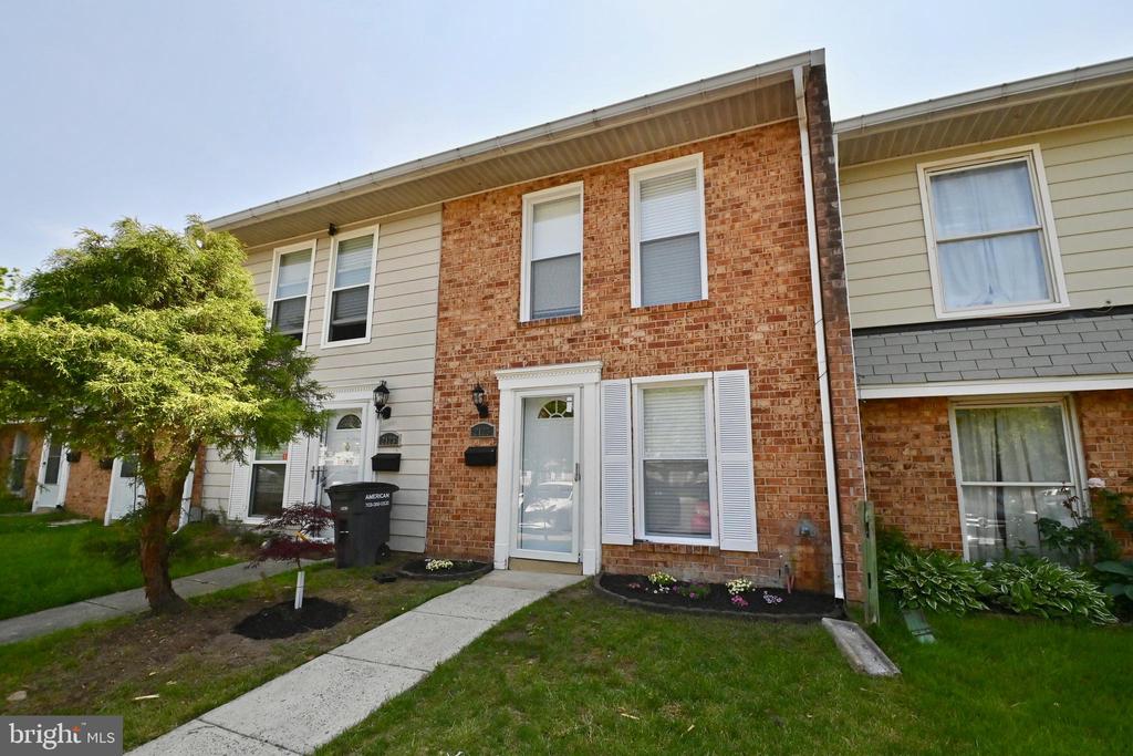 2125 FERGUSON PL