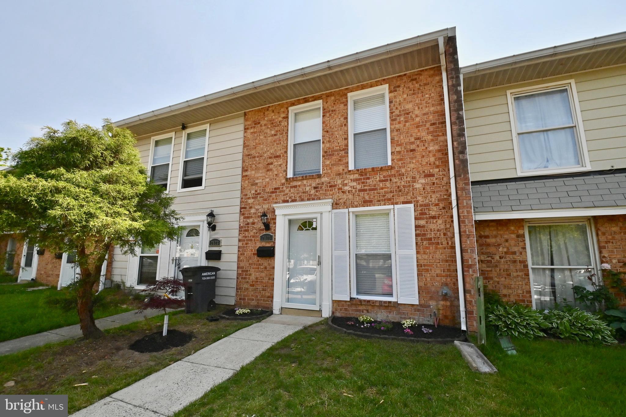 2125 FERGUSON PL