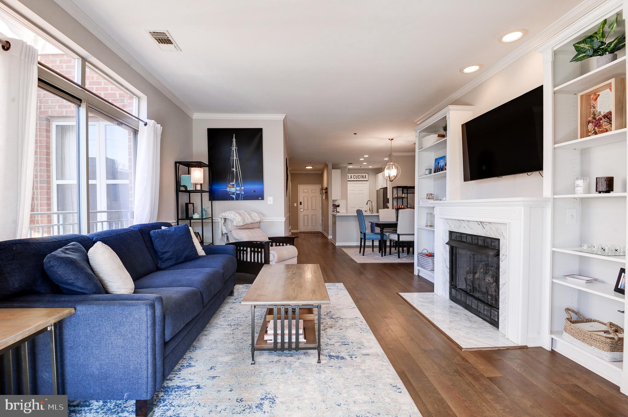 1860 Stratford Park Pl #308