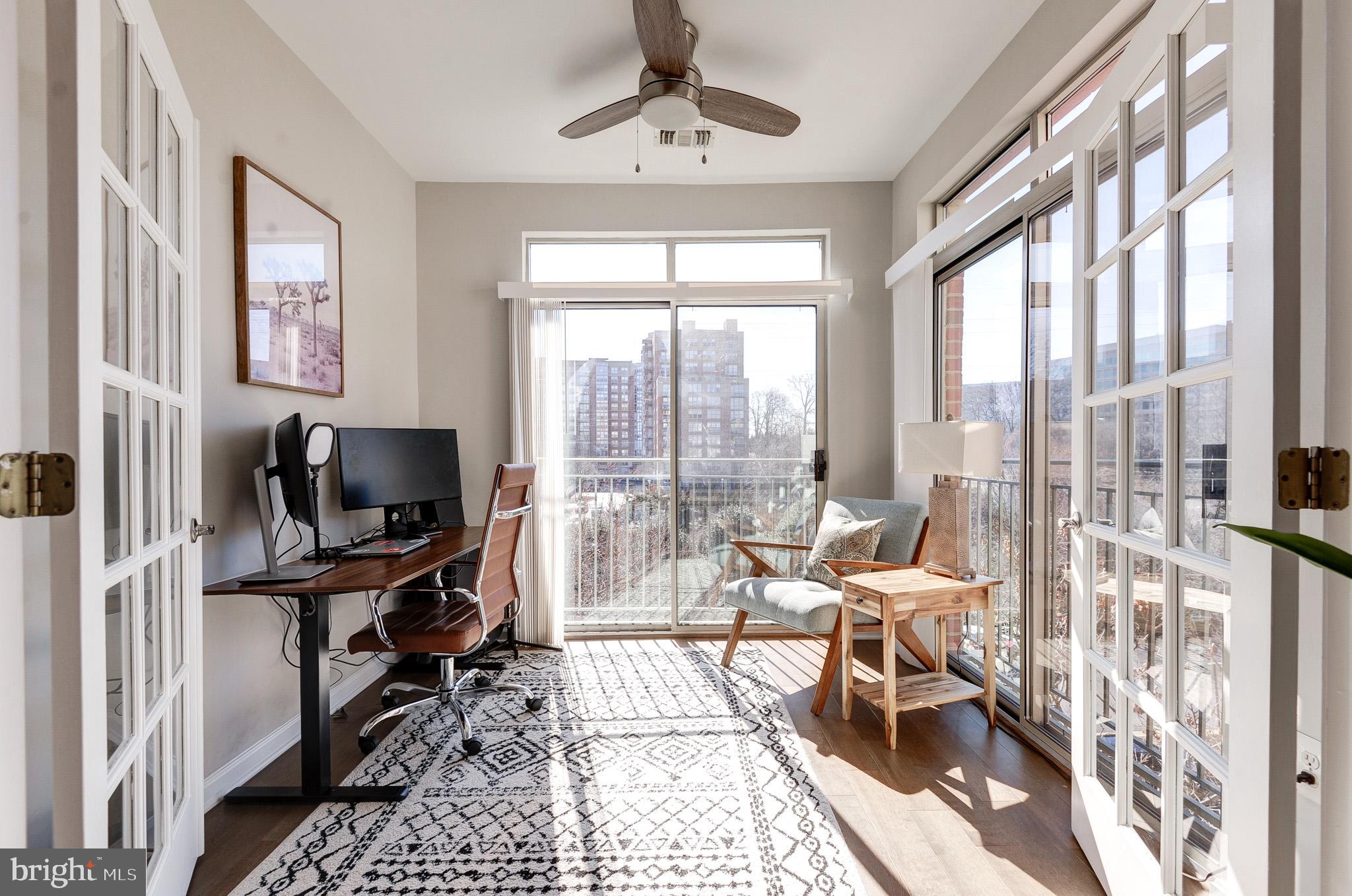 1860 Stratford Park Pl #308