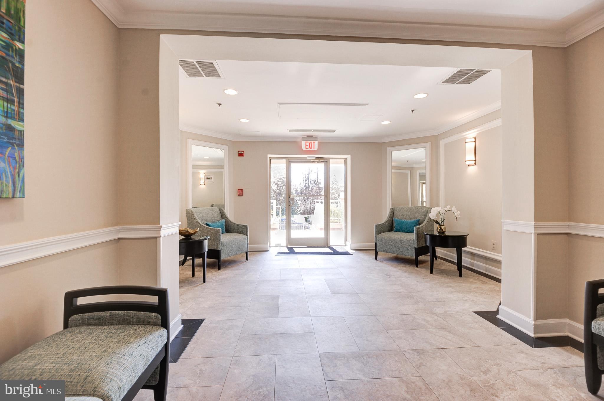 1860 Stratford Park Pl #308