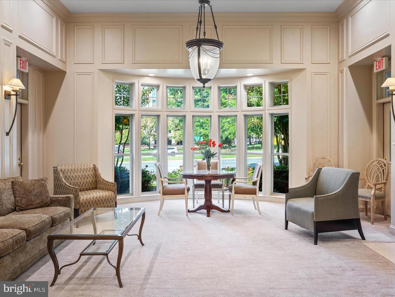 1860 Stratford Park Pl #308