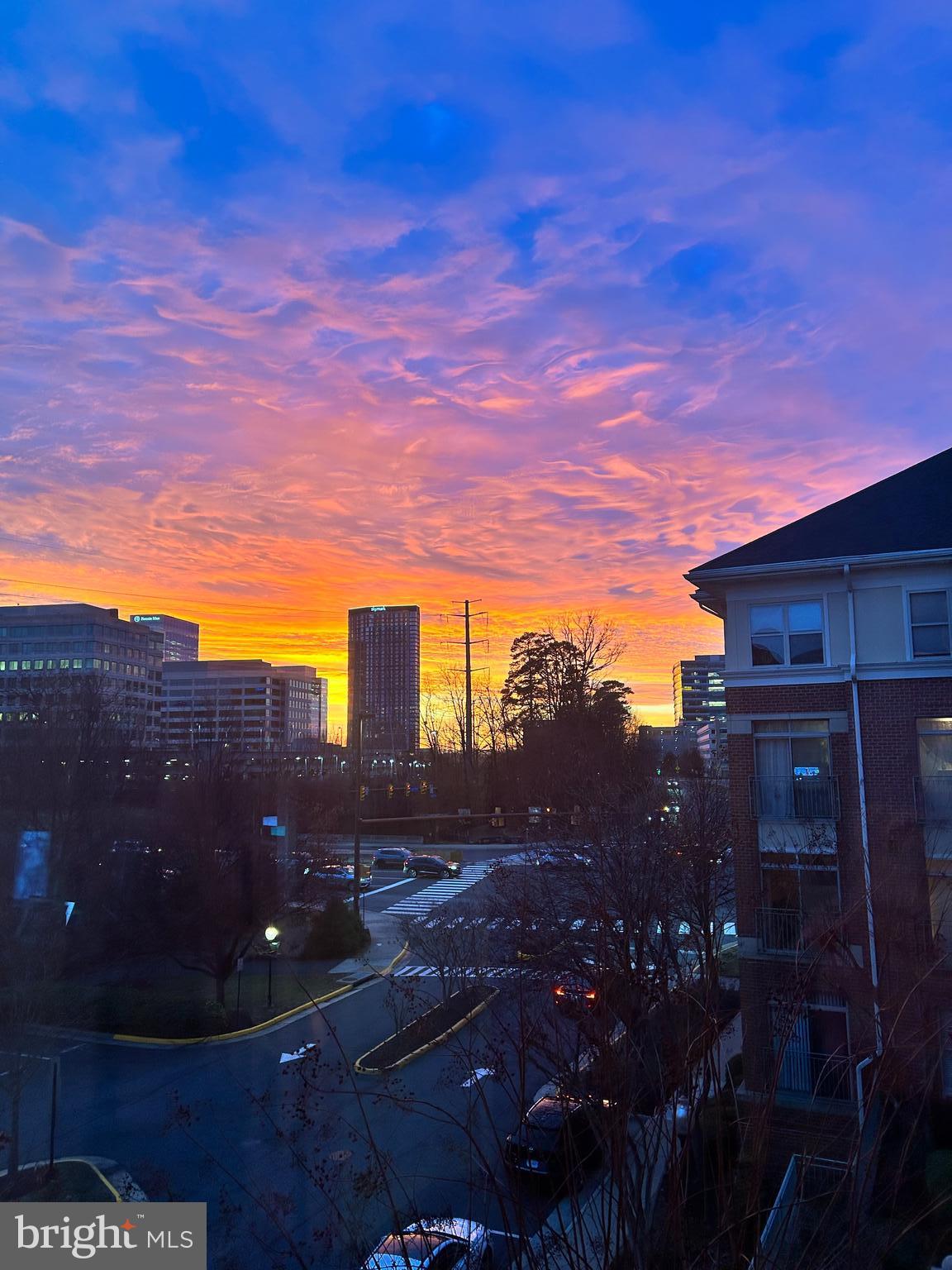 1860 Stratford Park Pl #308