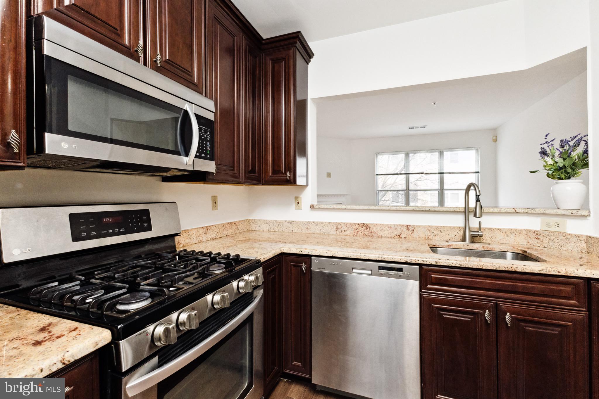 12913 Alton Sq #314