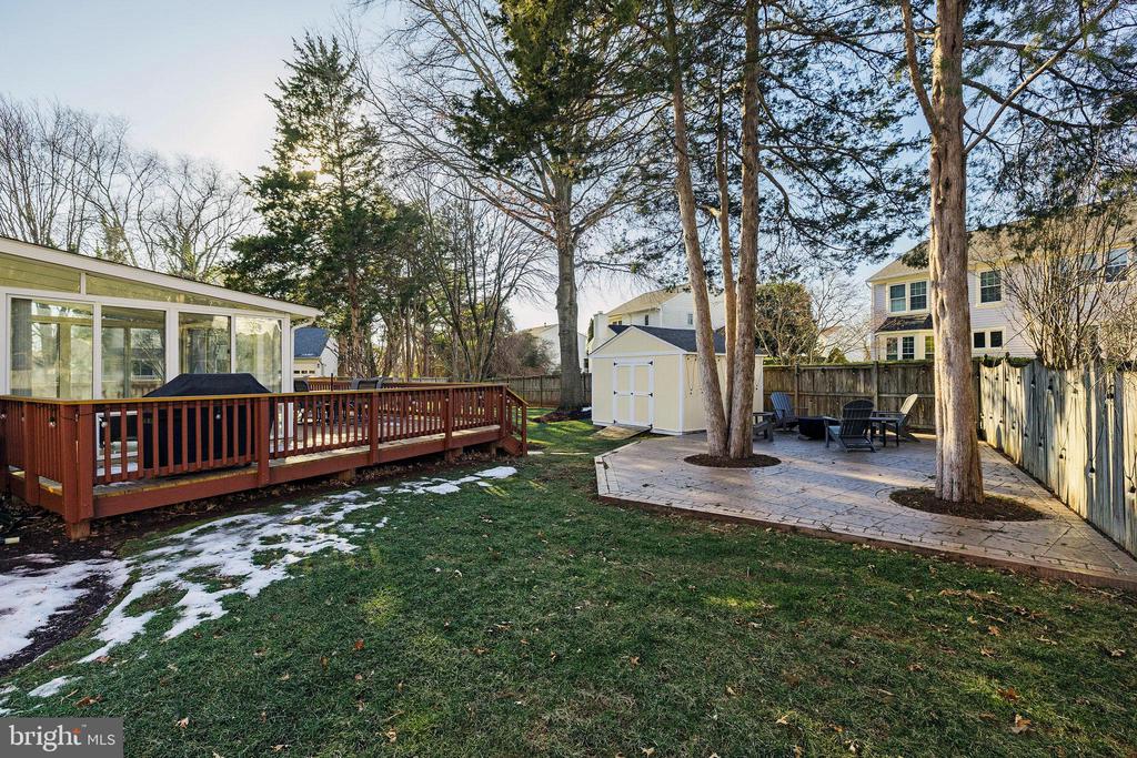 5416 Goldmoore Ct