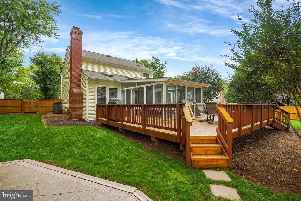 5416 Goldmoore Ct