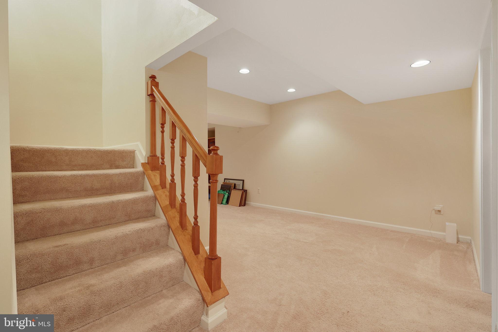 5416 Goldmoore Ct