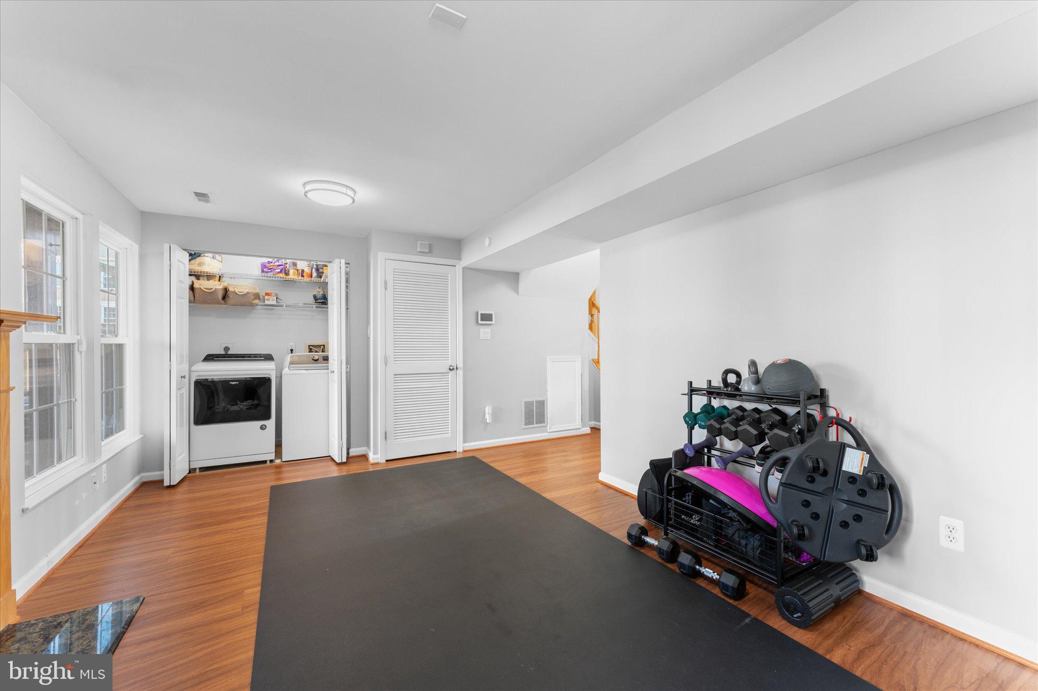 7461 Gadsby Sq