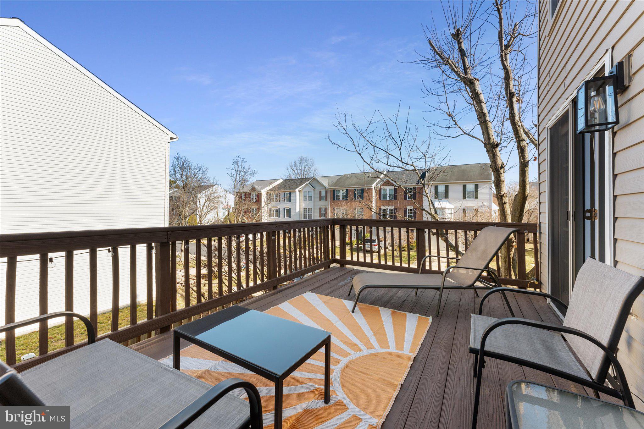 7461 Gadsby Sq
