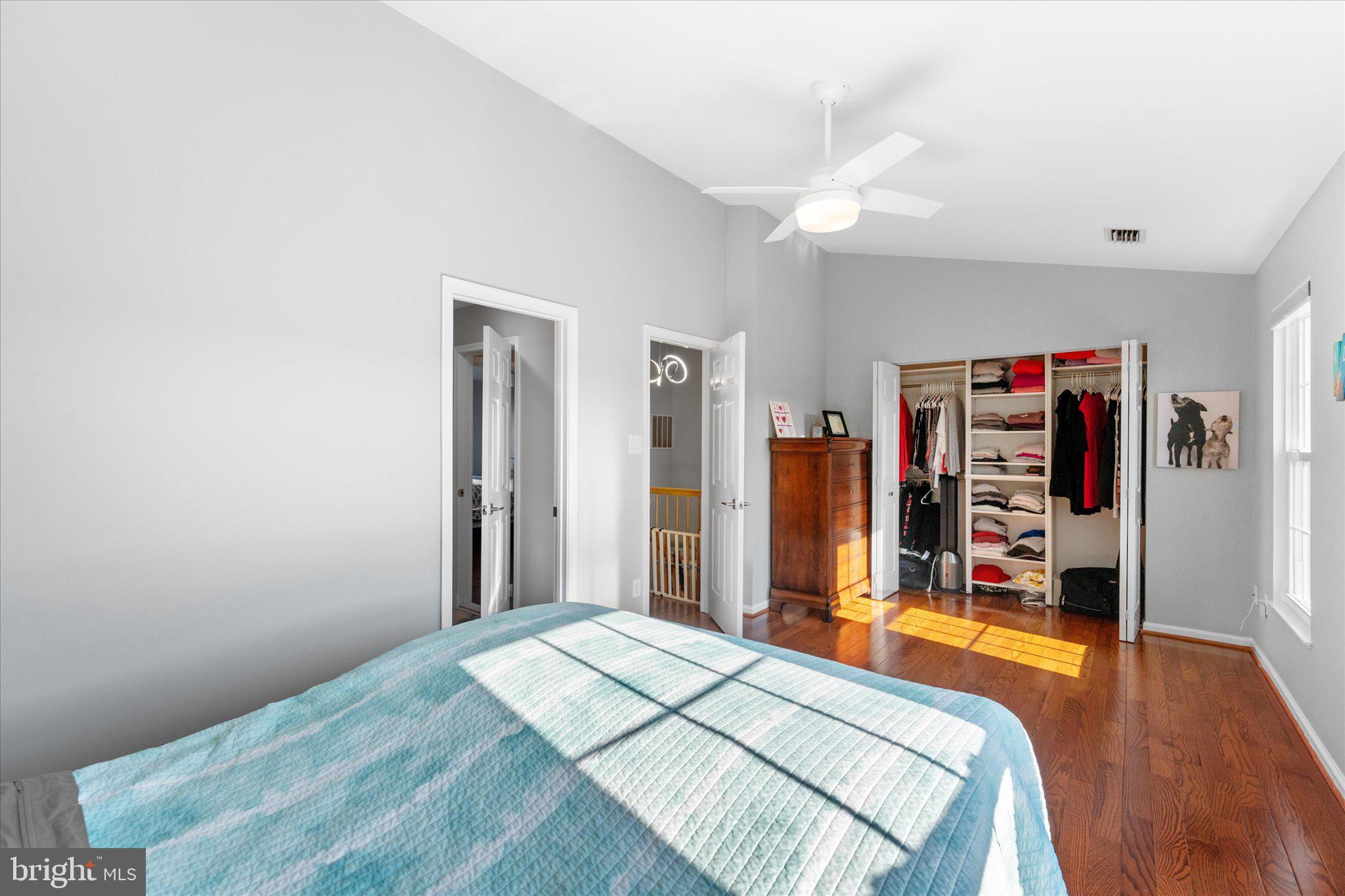7461 Gadsby Sq