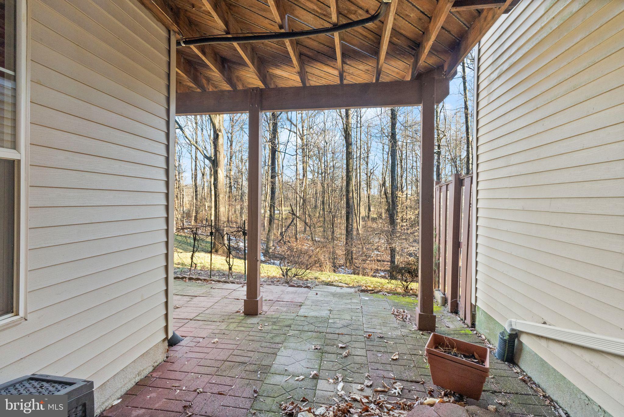 5309 Waldo Dr