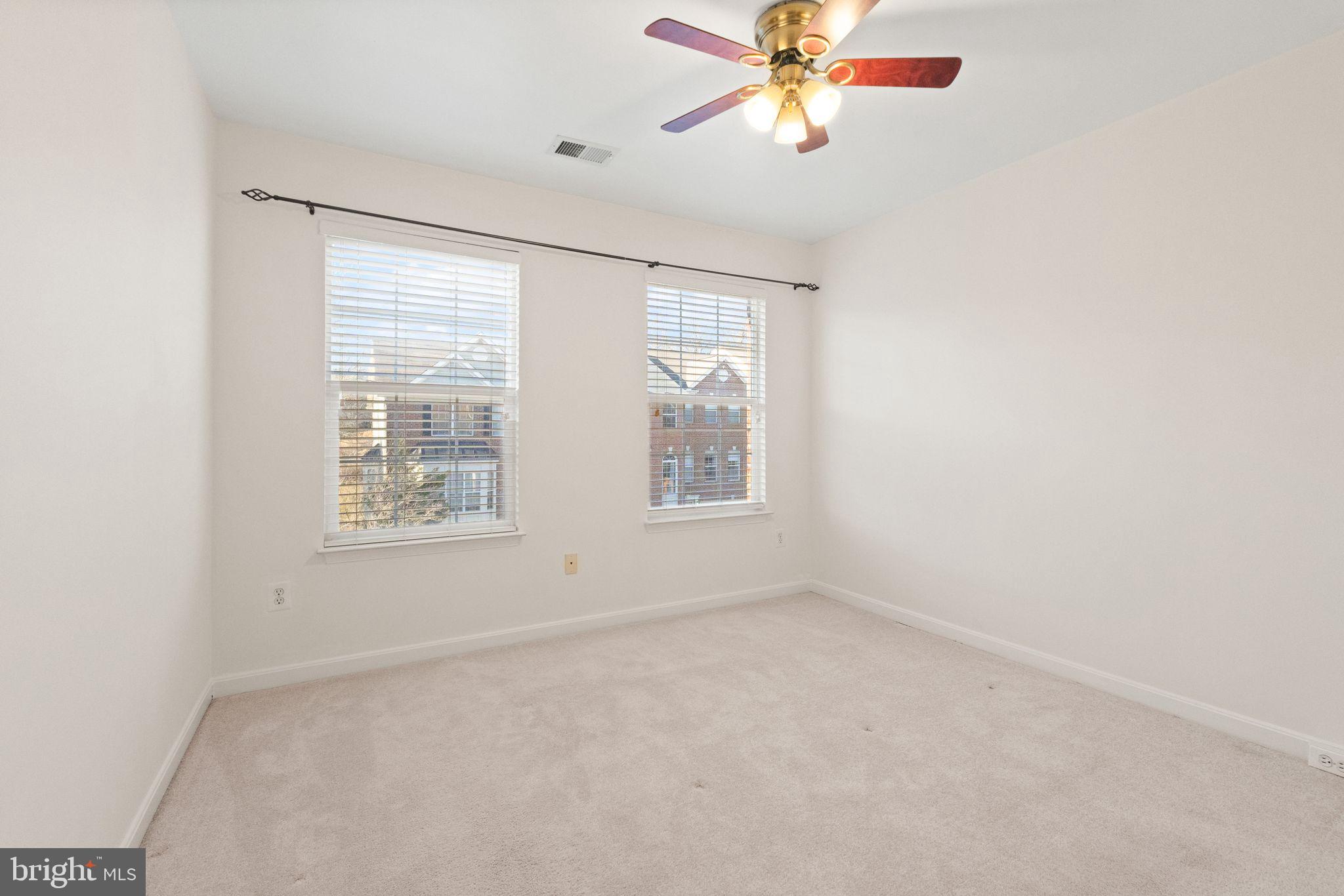5309 Waldo Dr