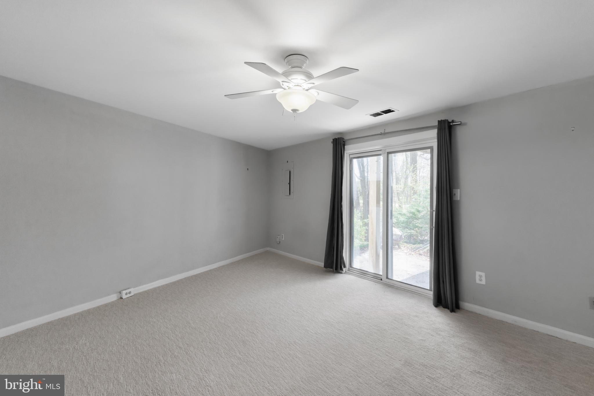 1729 Quietree Dr