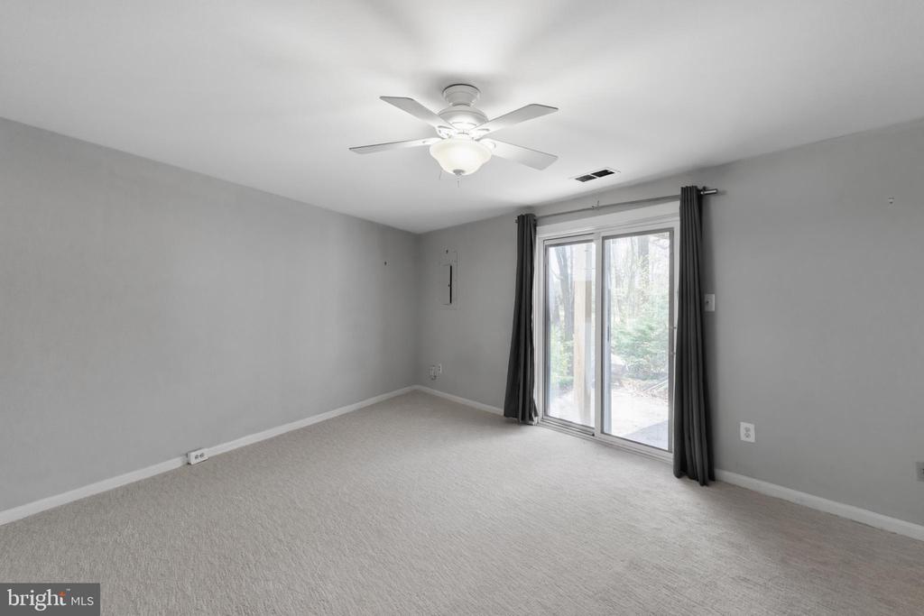 1729 Quietree Dr