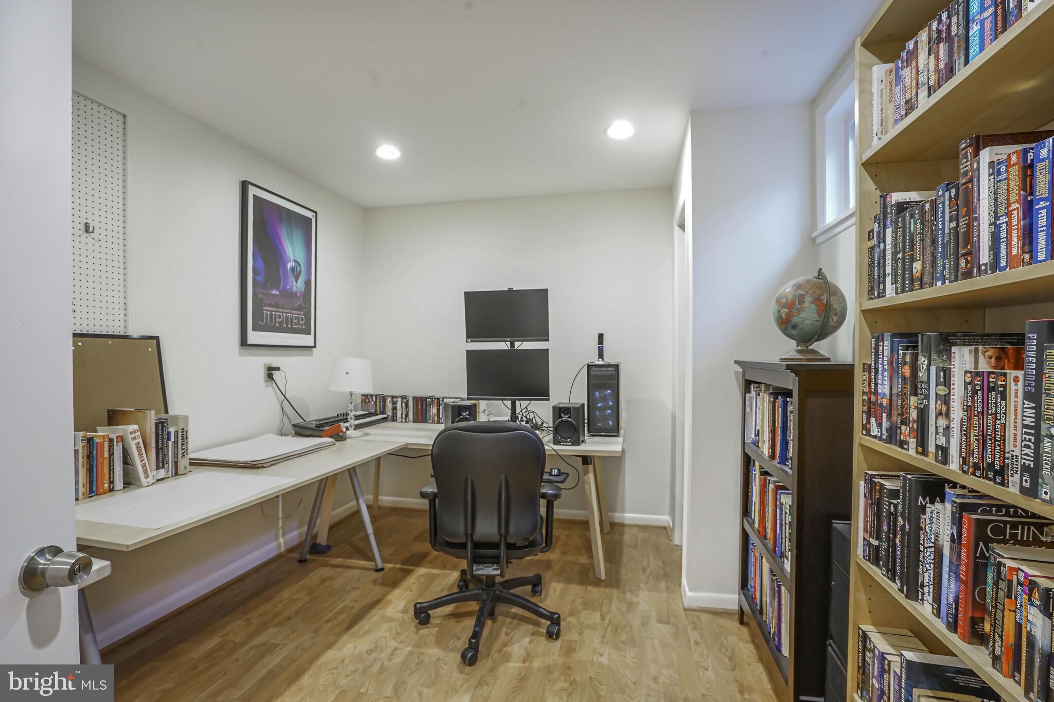 6357 Silver Ridge Cir