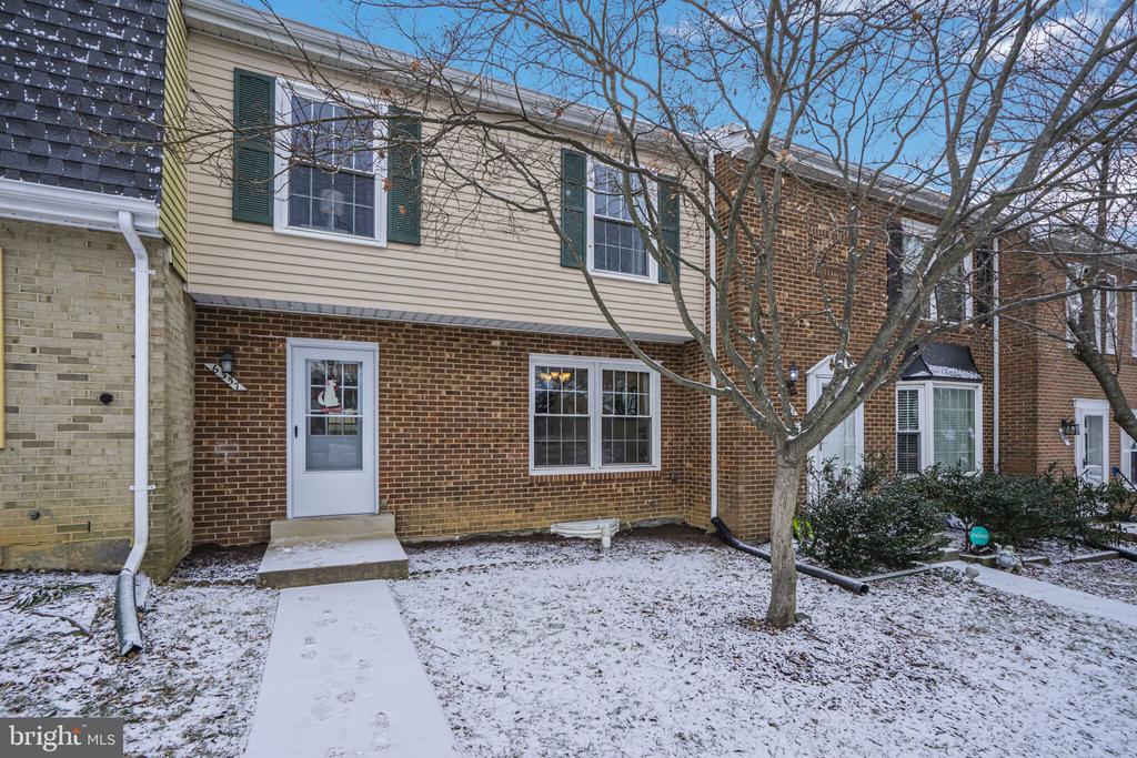 6357 Silver Ridge Cir