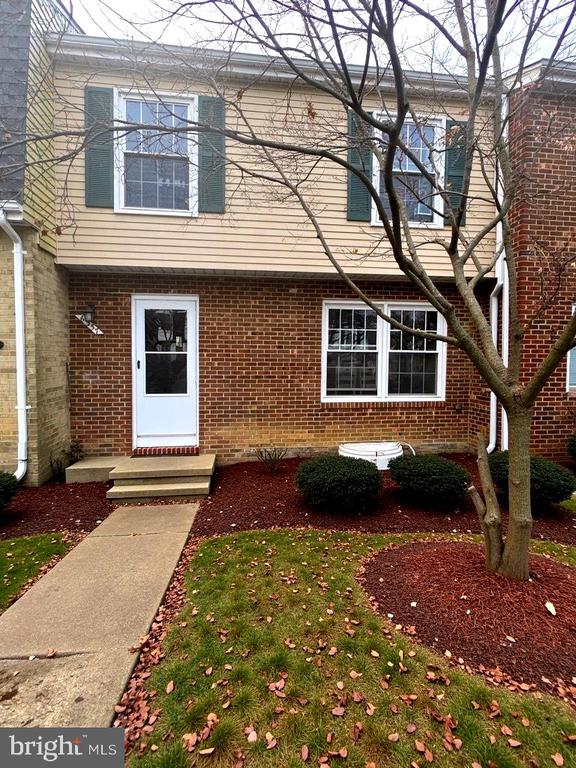 6357 Silver Ridge Cir