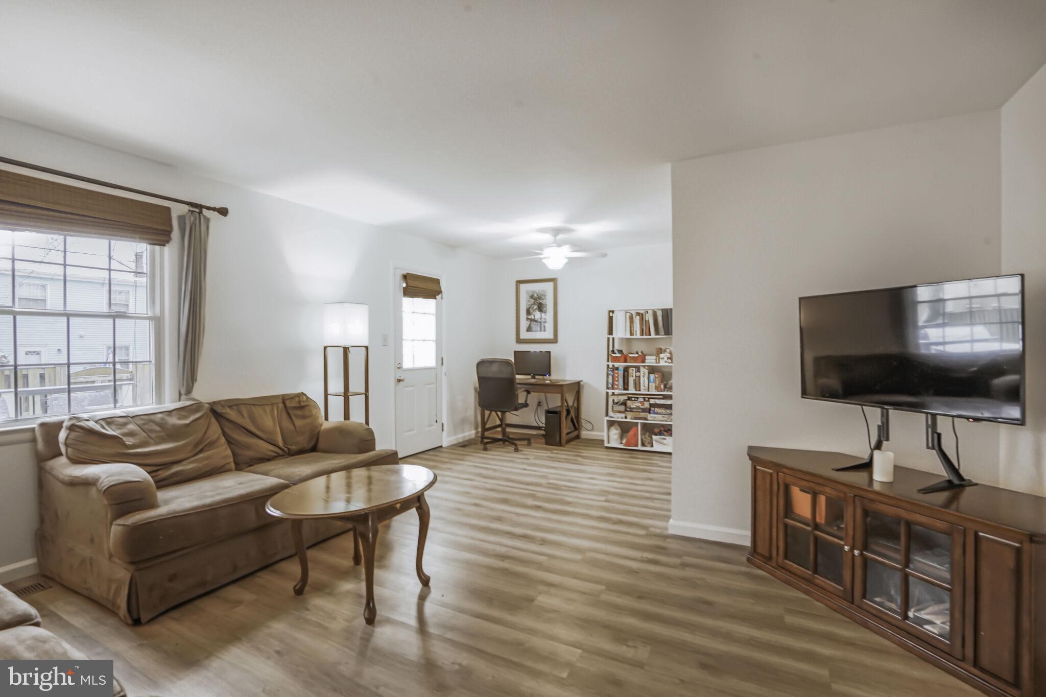 6357 Silver Ridge Cir