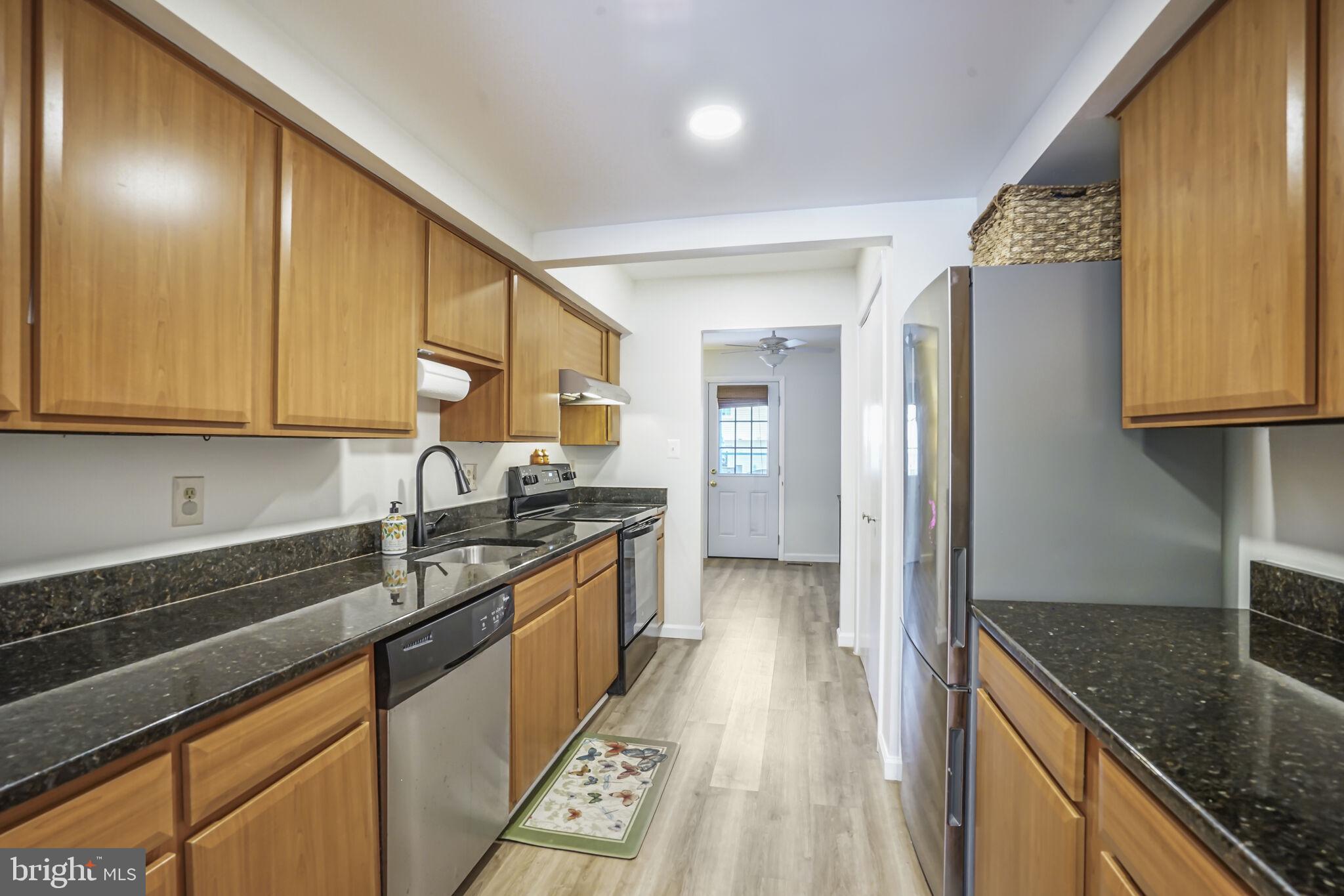 6357 Silver Ridge Cir