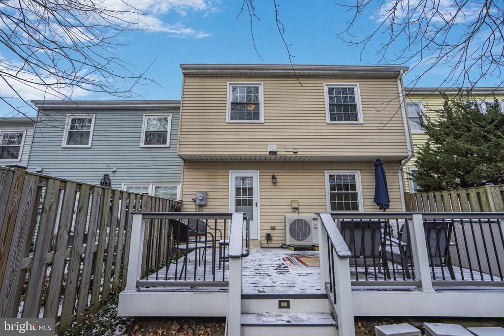 6357 Silver Ridge Cir