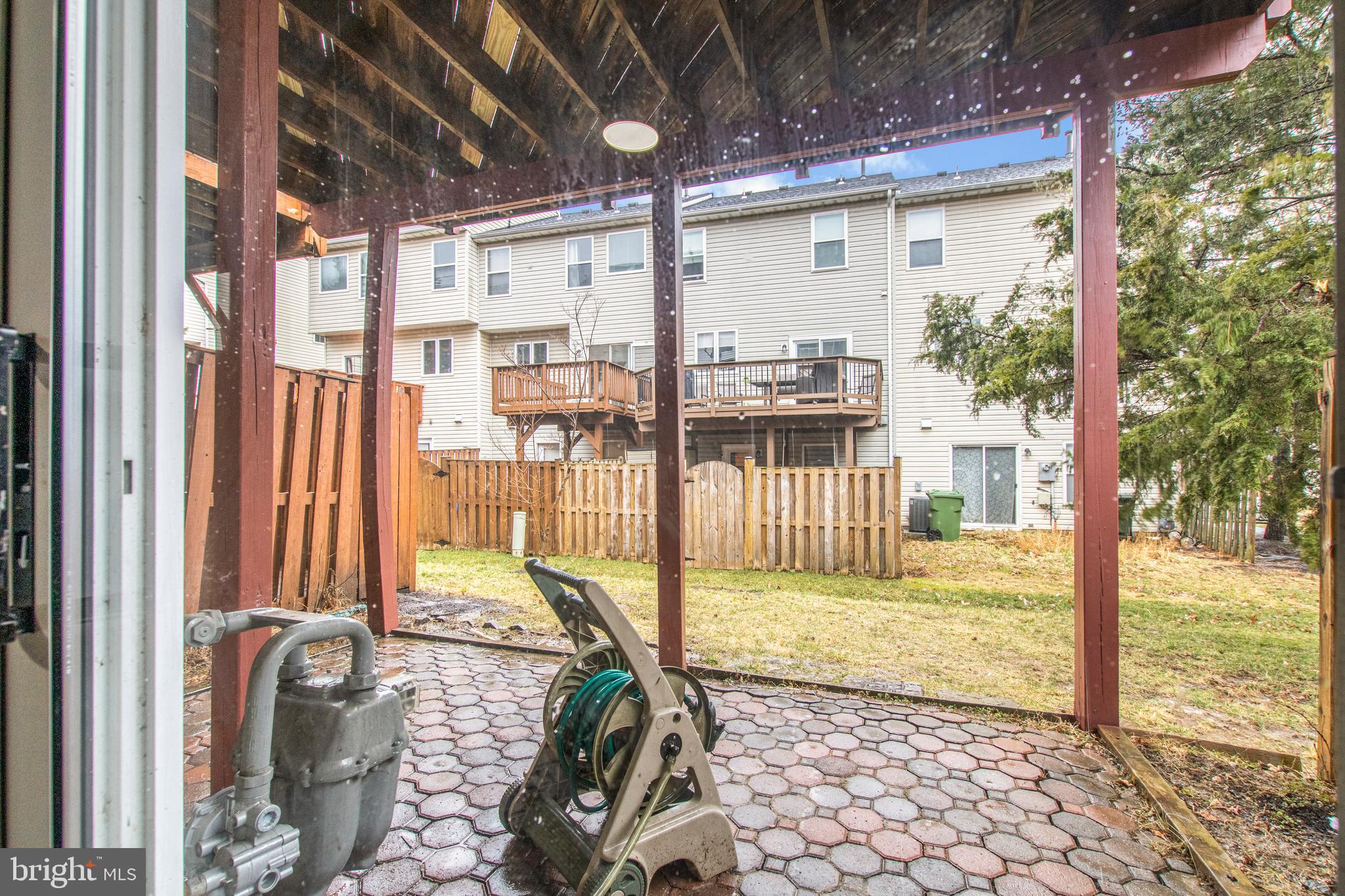 2512 WOODROW WILSON DR