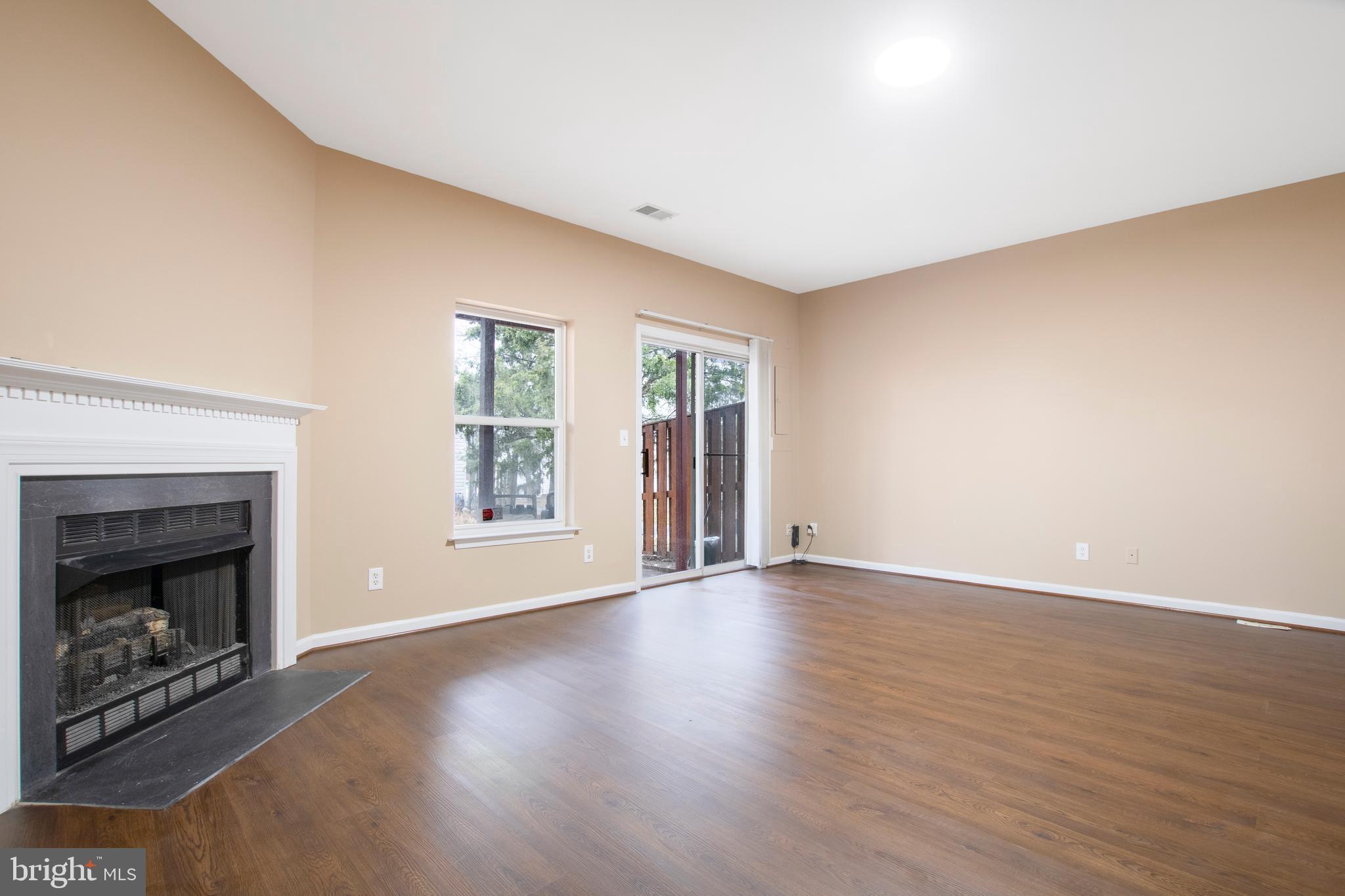 2512 WOODROW WILSON DR