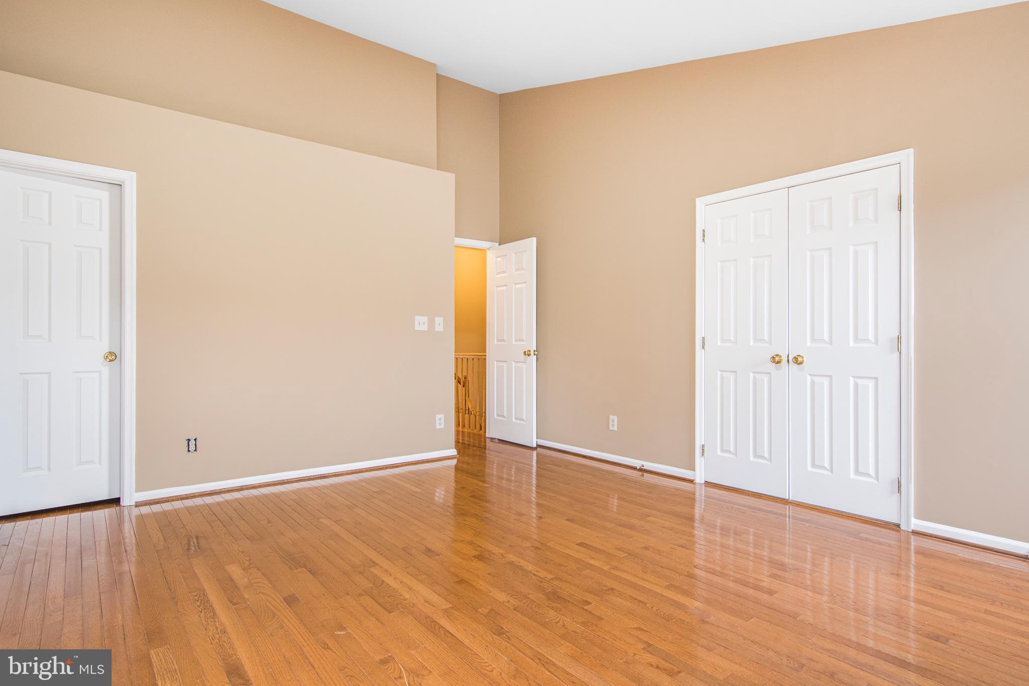 2512 WOODROW WILSON DR