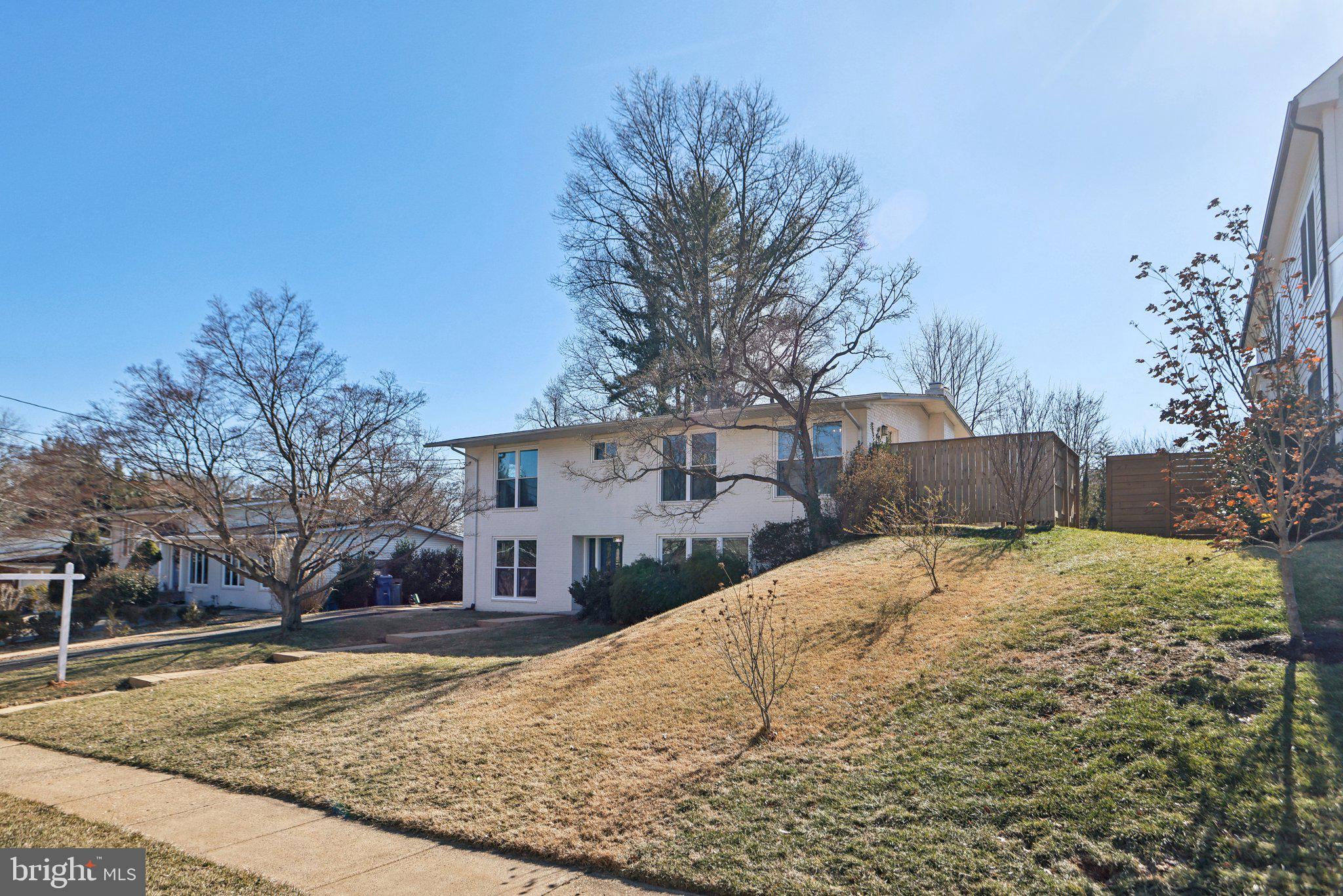 6707 Old Chesterbrook Rd